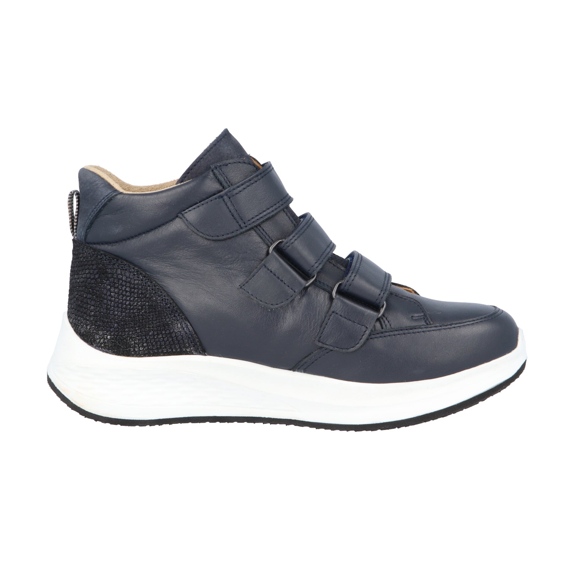Discover Tabi: A Unique Footwear Experience - a53fo5n